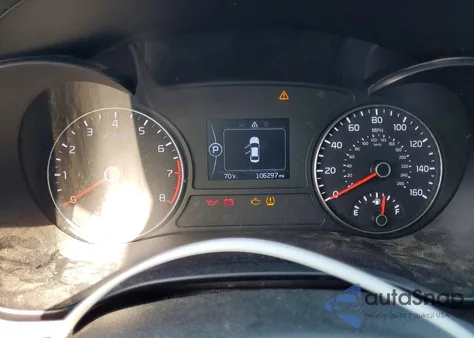 2017 Kia Optima Lx z USA, uszkodzony, nr VIN 5XXGT4L33HG148964